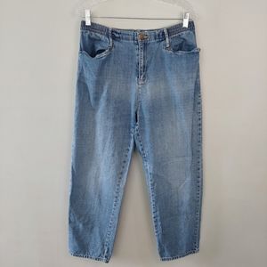Kim Rogers KR Essentials jeans size 10 light wash high rise straight leg